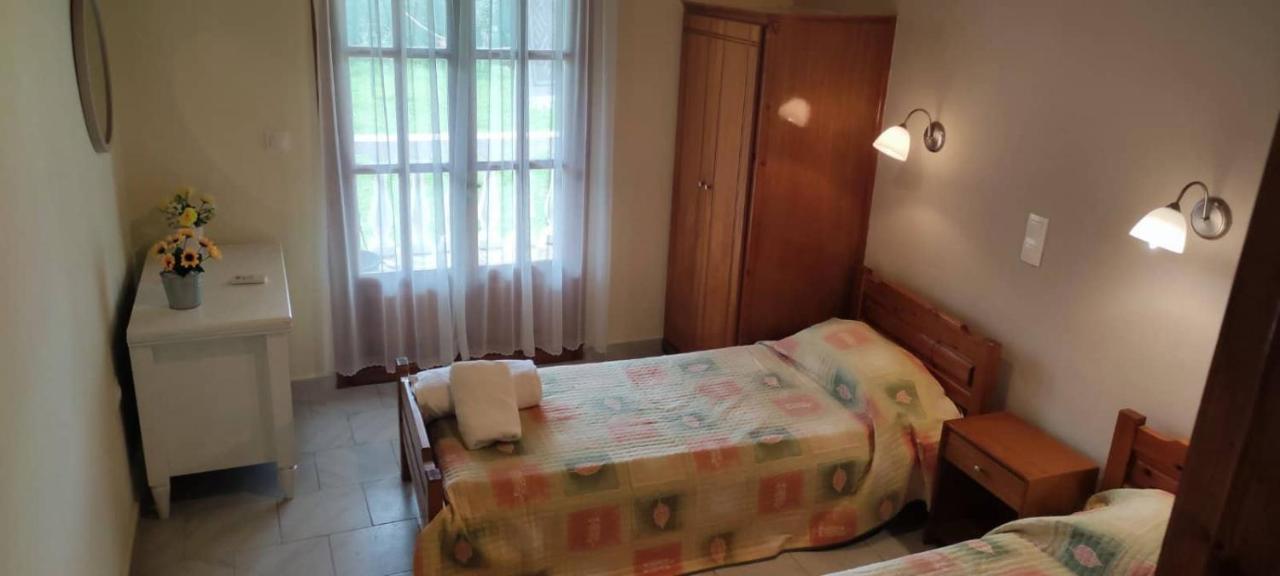 Villa Yannis 1 Roda  Buitenkant foto