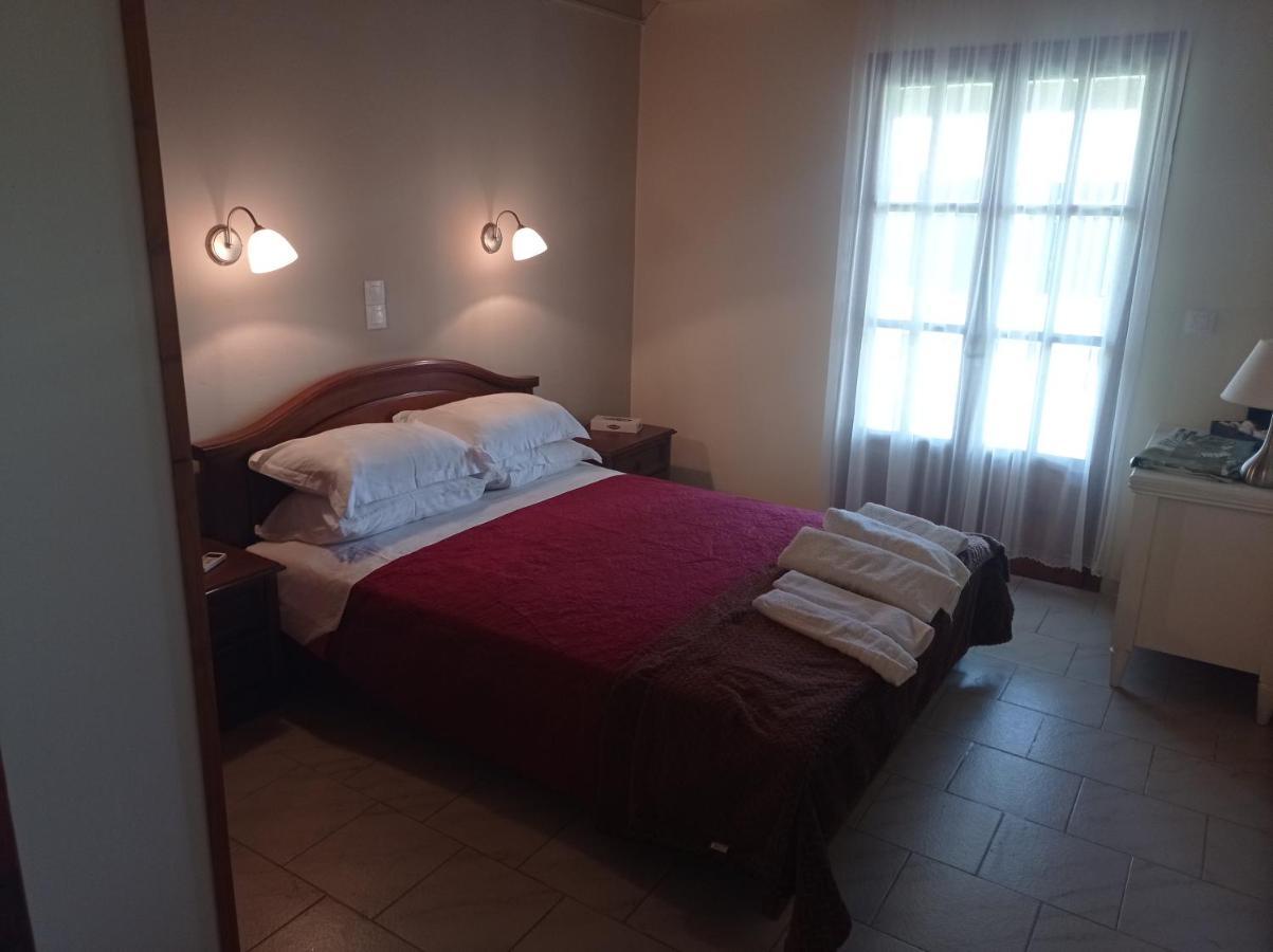 Villa Yannis 1 Roda  Buitenkant foto