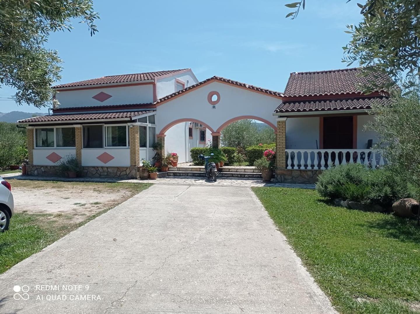 Villa Yannis 1 Roda  Buitenkant foto