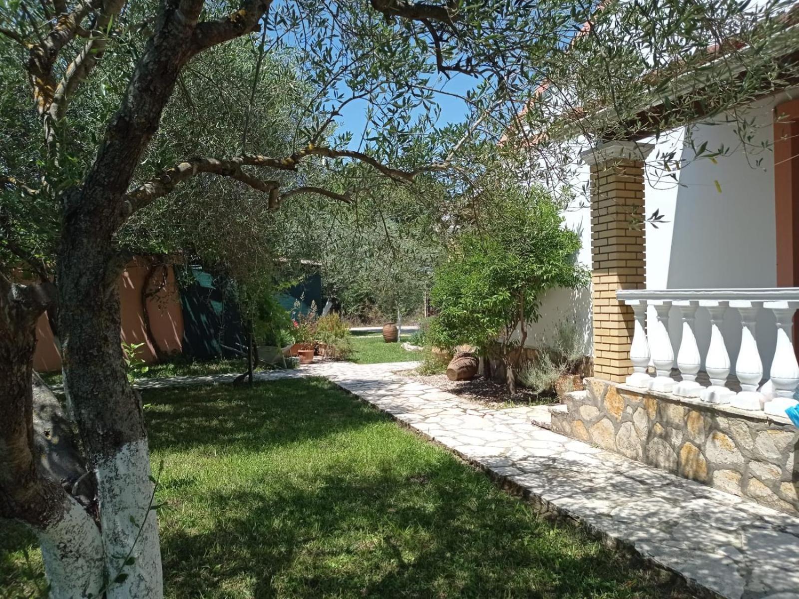 Villa Yannis 1 Roda  Buitenkant foto
