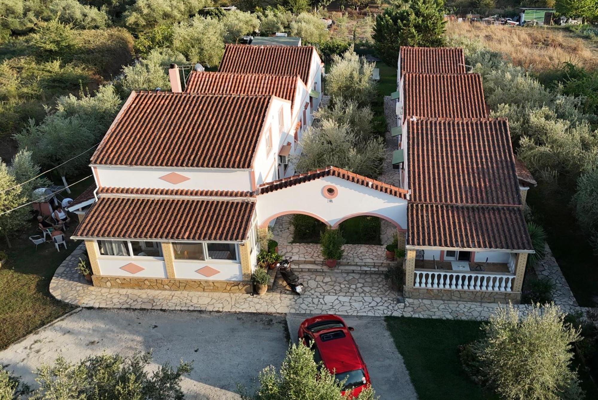 Villa Yannis 1 Roda  Buitenkant foto