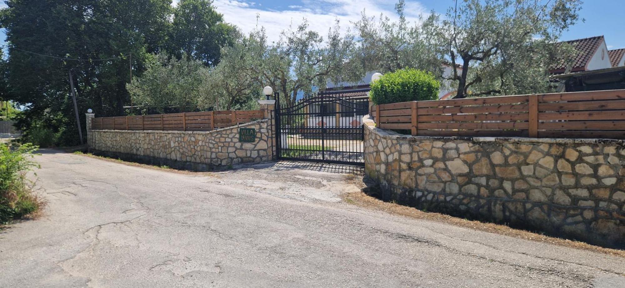 Villa Yannis 1 Roda  Buitenkant foto